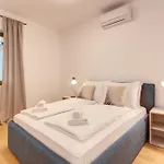 Mare Sano Plaza - Rivas דירה