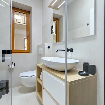 Mare Sano Plaza - Rivas * Opatija