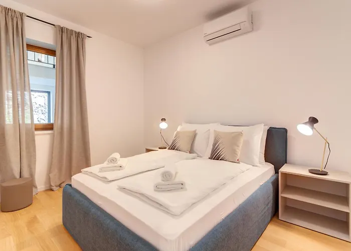 Mare Sano Plaza - Rivas Daire